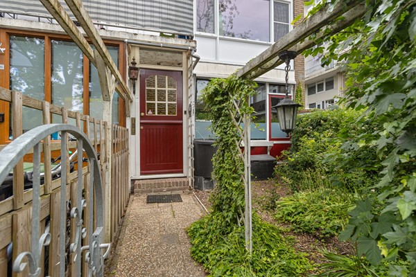 Medium property photo - W.H. Vliegenstraat 93, 3317 GS Dordrecht